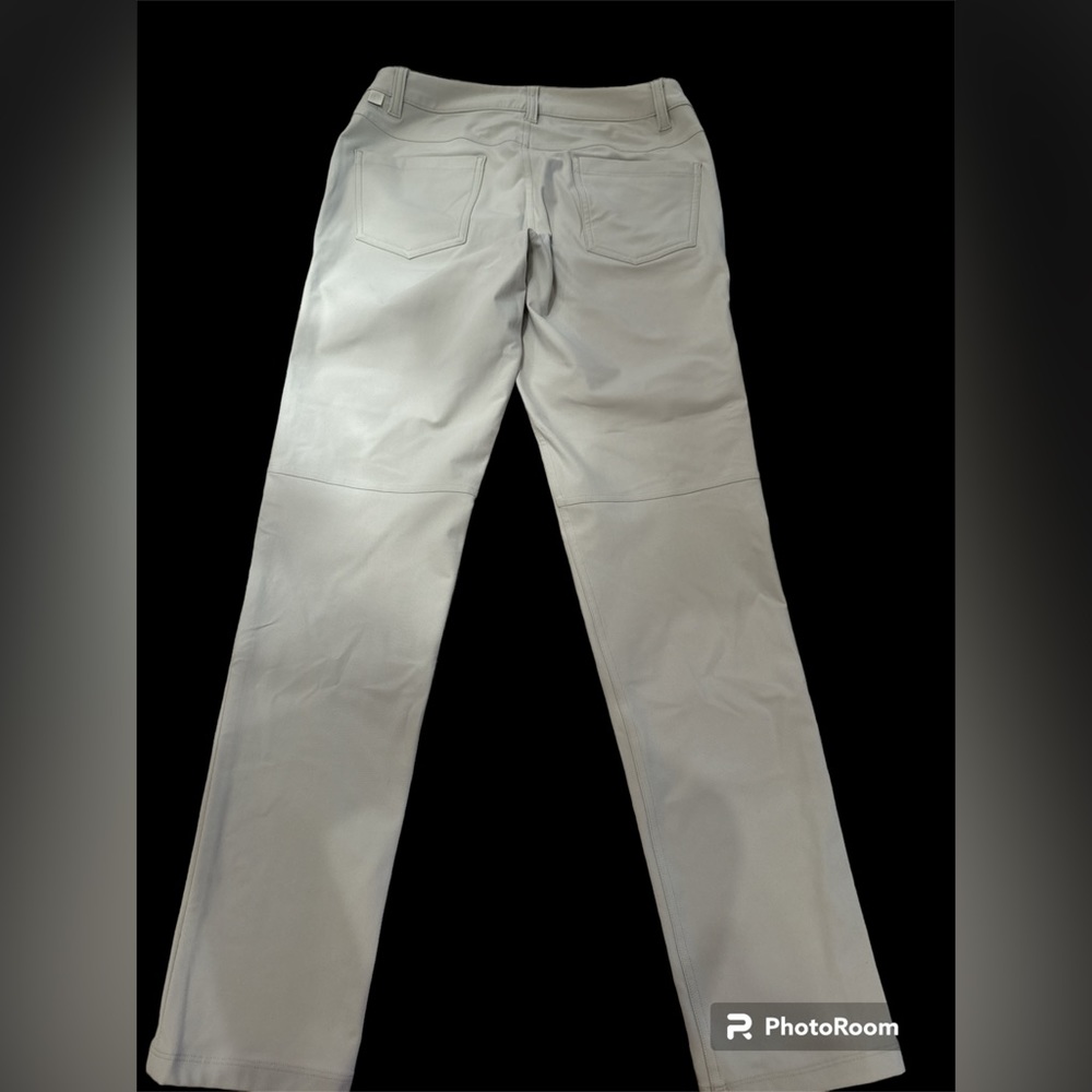 Lululemon- Men’s ABC SLIM FIT/5 pocket pants
